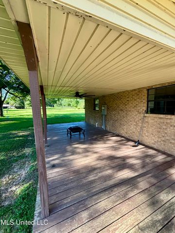726 Henleyfield Mcneill Road, Carriere, MS 39426