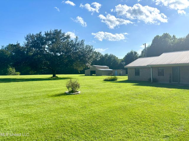 726 Henleyfield Mcneill Road, Carriere, MS 39426