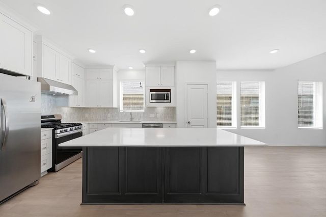 2446 Rosemary Sage Drive, Brookshire, TX 77423