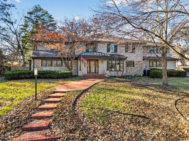 6440 Overbrook Road, Mission Hills, KS 66208