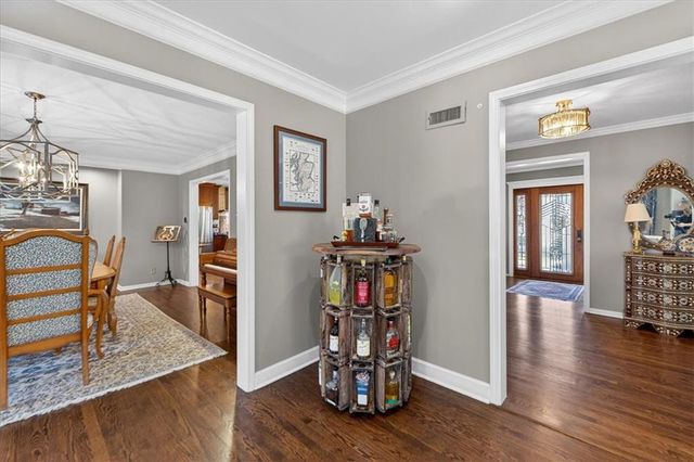 6440 Overbrook Road, Mission Hills, KS 66208