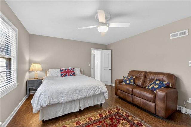 6440 Overbrook Road, Mission Hills, KS 66208