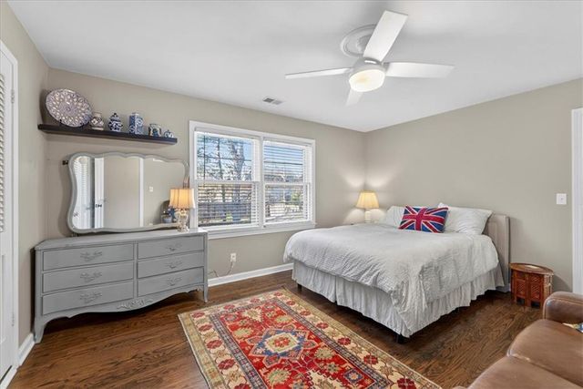 6440 Overbrook Road, Mission Hills, KS 66208