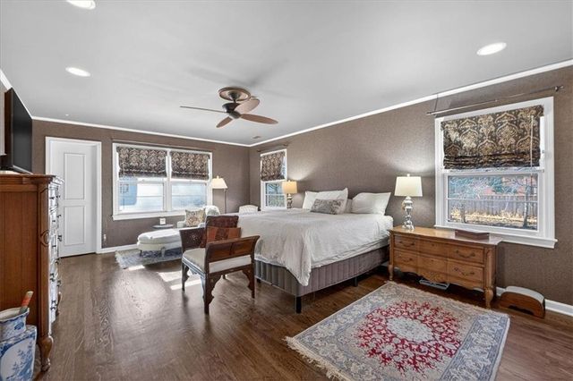 6440 Overbrook Road, Mission Hills, KS 66208