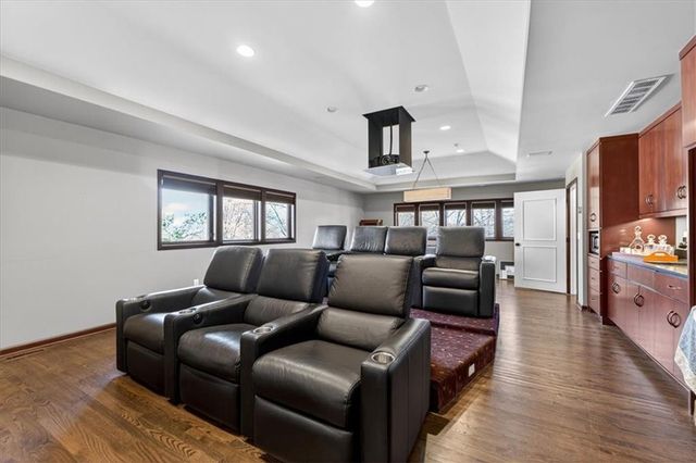 6440 Overbrook Road, Mission Hills, KS 66208