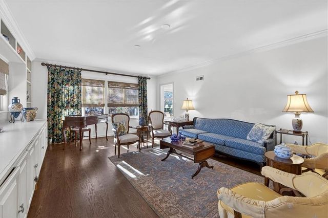 6440 Overbrook Road, Mission Hills, KS 66208