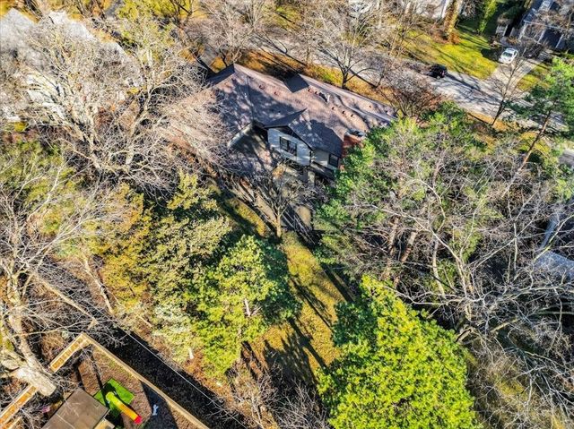 6440 Overbrook Road, Mission Hills, KS 66208