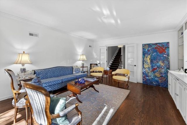 6440 Overbrook Road, Mission Hills, KS 66208