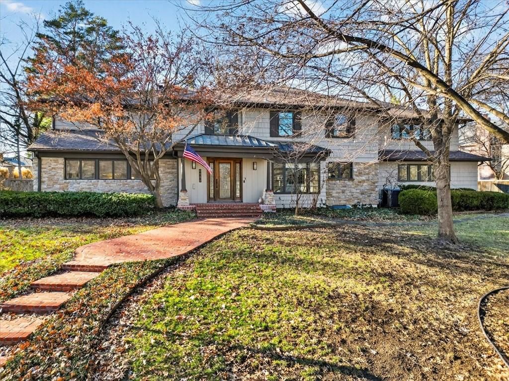 6440 Overbrook Road, Mission Hills, KS 66208