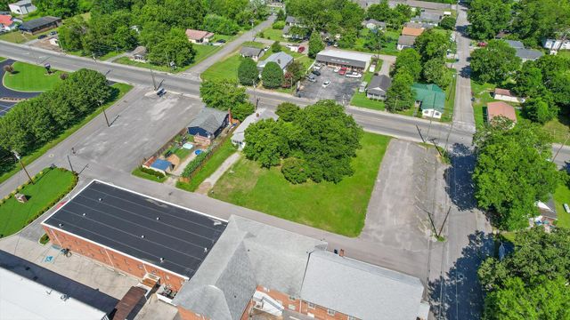 1008 Mcfarland Avenue, Rossville, GA 30741