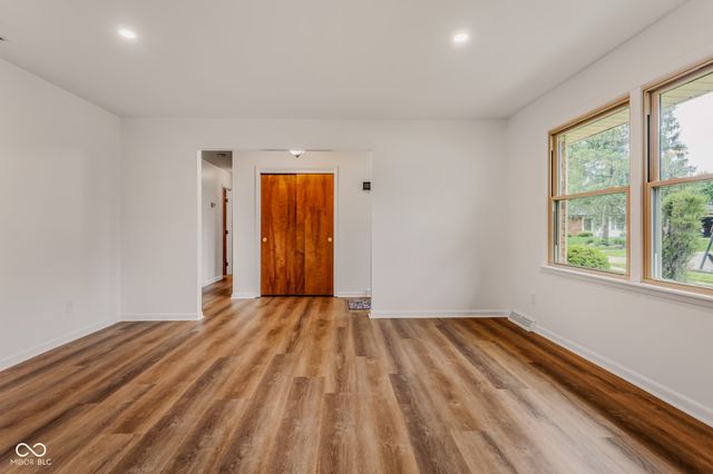 4515 W Mission Court, Columbus, IN 47203