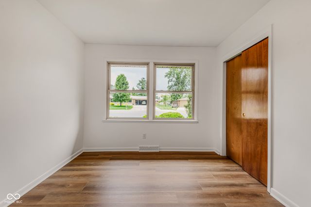 4515 W Mission Court, Columbus, IN 47203