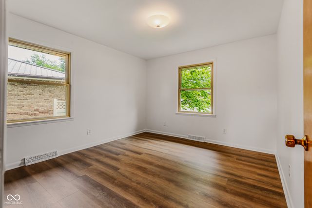 4515 W Mission Court, Columbus, IN 47203