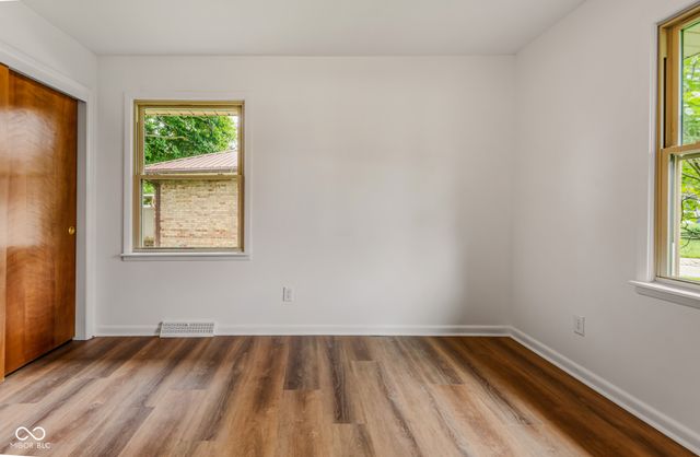 4515 W Mission Court, Columbus, IN 47203