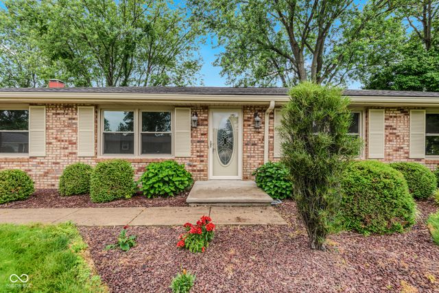 4515 W Mission Court, Columbus, IN 47203
