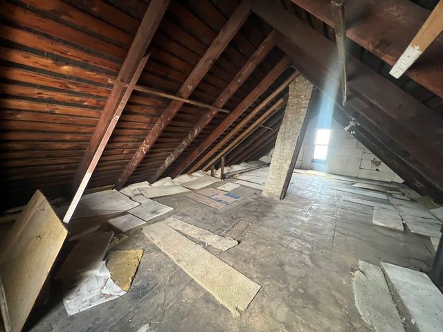 2111 W 50th Place, Chicago, IL 60609