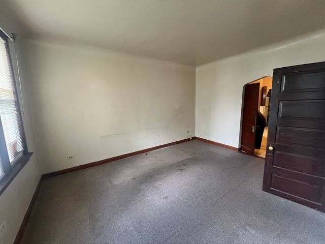 2111 W 50th Place, Chicago, IL 60609