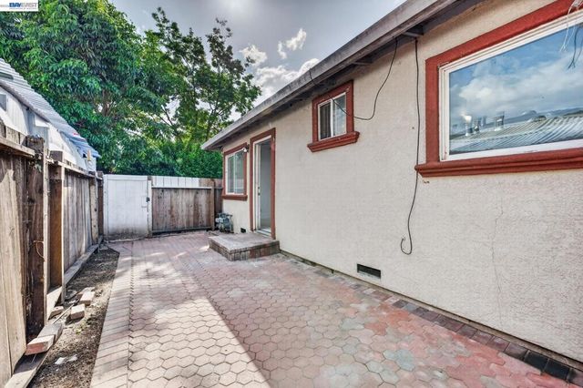 3350 Senter Rd, San Jose, CA 95111