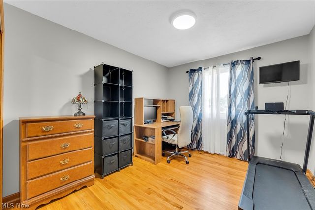 6435 Goebel Drive, Parma, OH 44134