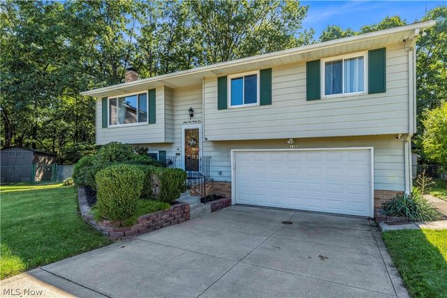 6435 Goebel Drive, Parma, OH 44134