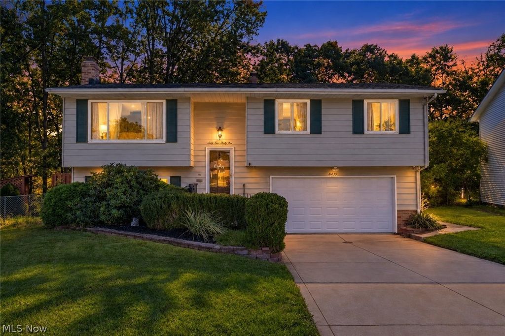 6435 Goebel Drive, Parma, OH 44134
