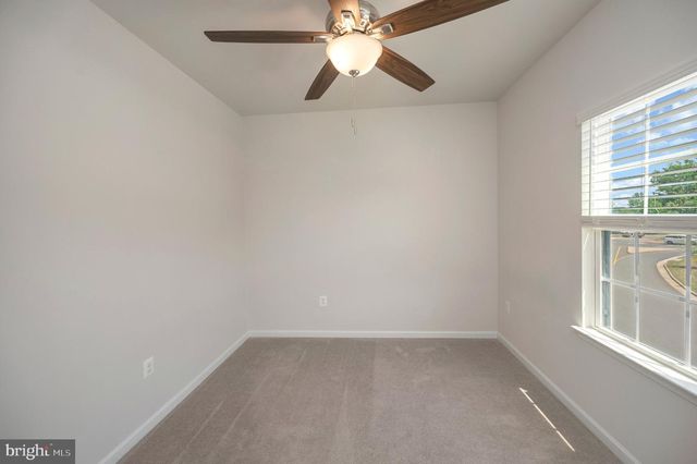 1103 RAMPART DR, Fredericksburg, VA 22401