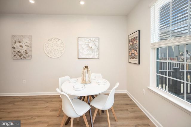 1103 RAMPART DR, Fredericksburg, VA 22401
