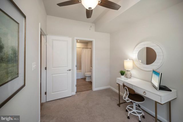 1103 RAMPART DR, Fredericksburg, VA 22401