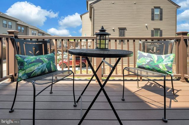 1103 RAMPART DR, Fredericksburg, VA 22401