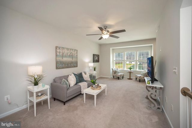 1103 RAMPART DR, Fredericksburg, VA 22401