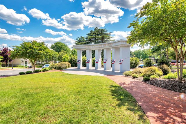 1103 RAMPART DR, Fredericksburg, VA 22401