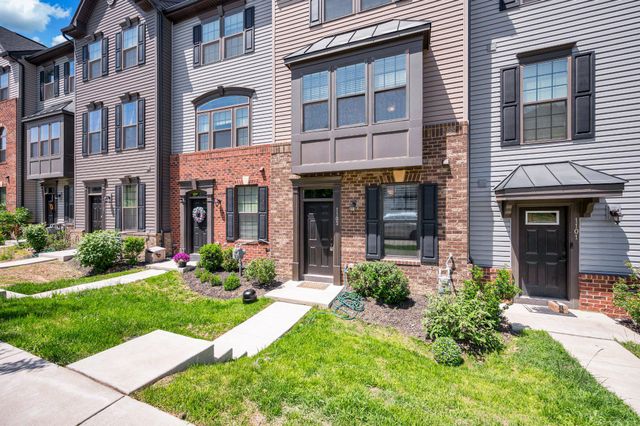 1103 RAMPART DR, Fredericksburg, VA 22401