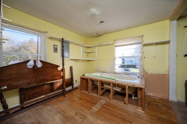 536 Patton Rd, Mcminnville, TN 37110