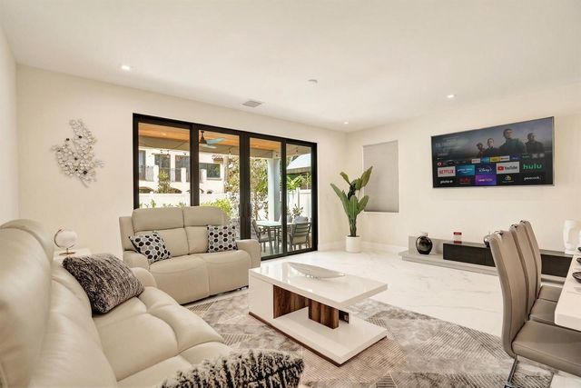 119 SE 12th Avenue, Fort Lauderdale, FL 33301