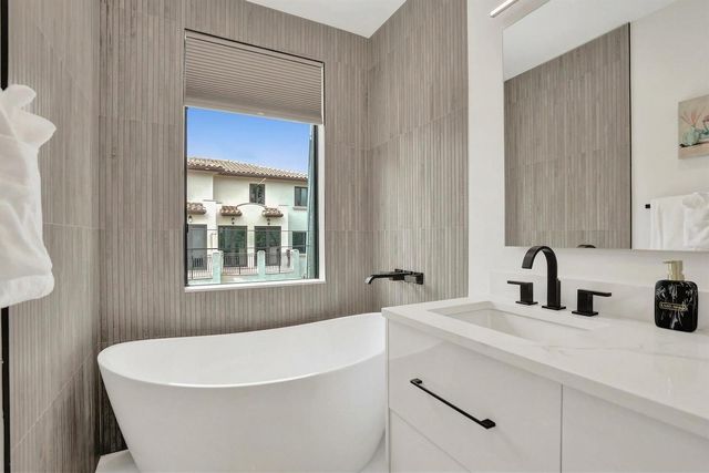 119 SE 12th Avenue, Fort Lauderdale, FL 33301