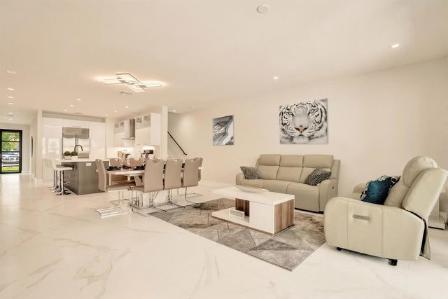 119 SE 12th Avenue, Fort Lauderdale, FL 33301