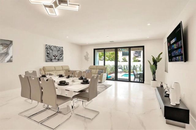 119 SE 12th Avenue, Fort Lauderdale, FL 33301