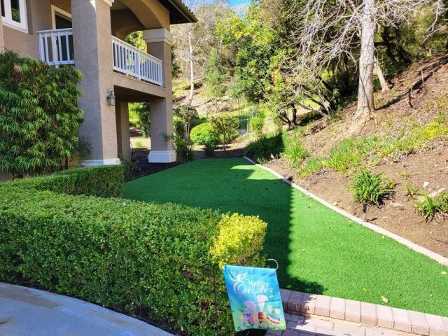 1879 Fox Bridge CT., Fallbrook, CA 92028