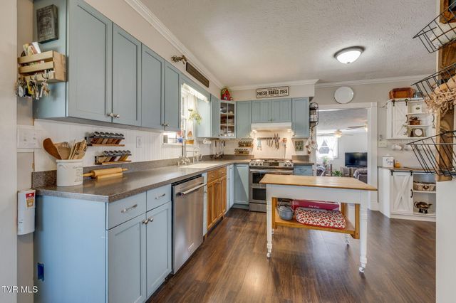 567 Long Town Road, Bulls Gap, TN 37711