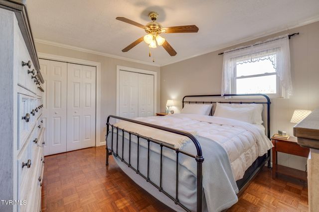 567 Long Town Road, Bulls Gap, TN 37711