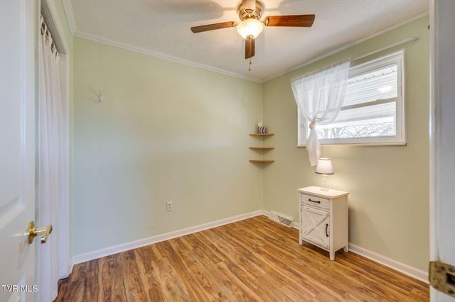 567 Long Town Road, Bulls Gap, TN 37711