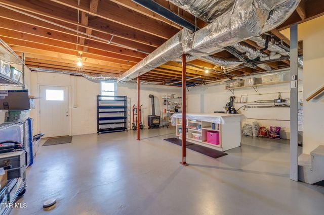 567 Long Town Road, Bulls Gap, TN 37711