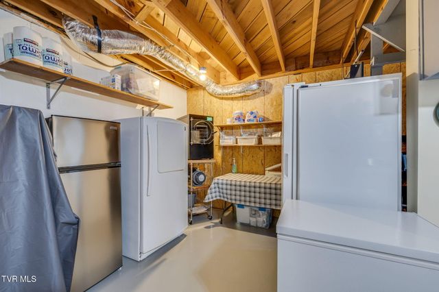 567 Long Town Road, Bulls Gap, TN 37711