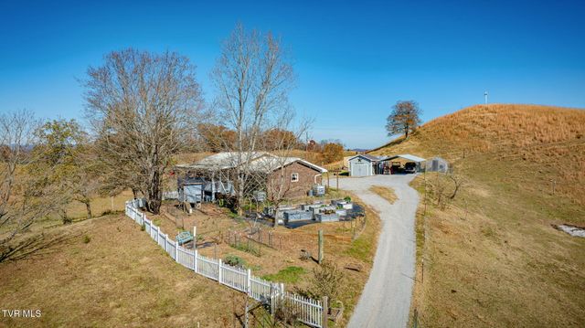 567 Long Town Road, Bulls Gap, TN 37711