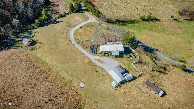567 Long Town Road, Bulls Gap, TN 37711