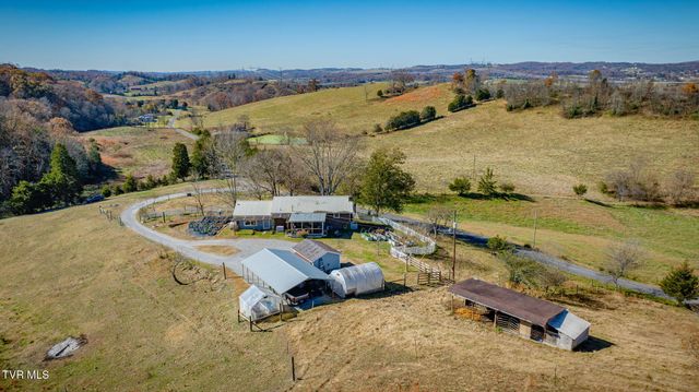 567 Long Town Road, Bulls Gap, TN 37711