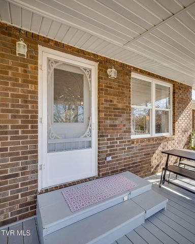 567 Long Town Road, Bulls Gap, TN 37711