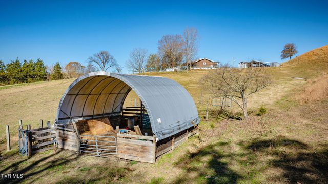 567 Long Town Road, Bulls Gap, TN 37711