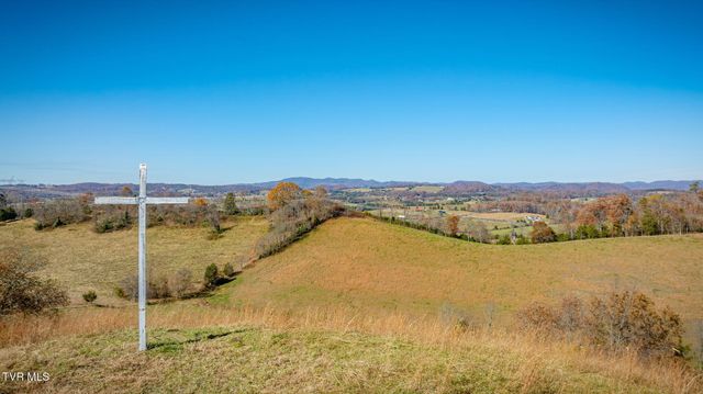 567 Long Town Road, Bulls Gap, TN 37711