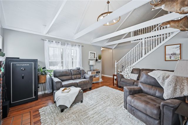 7376 Sharon Mercer Rd, Lackawannock Twp, PA 16137